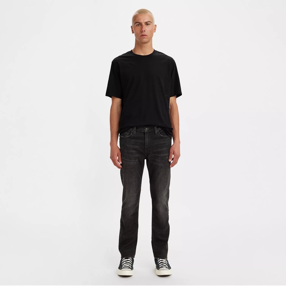 LEVI JEANS